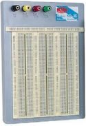<span class="c90">Velleman -</span> Loddefri forsøgsbord (Breadboard) 2420 huller <span class="c90">Velleman -</span> Loddefri forsøgsbord (Breadboard) 2420 huller