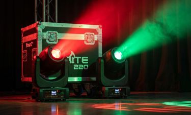 IGNITE220 LED Spot Moving Head 2pcs in Flightcase